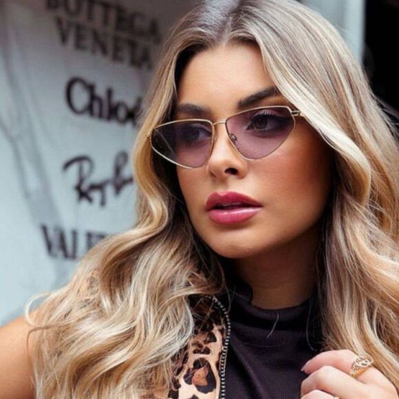 Final Price! Fendi FE40068U 30S Gold/Lilac Sunglasses - Picture 6 of 12